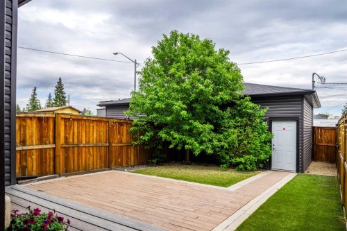 4660 82 Street Nw, Calgary, AB - Outdoor