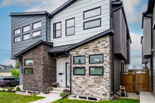 4660 82 Street Nw, Calgary, AB - Outdoor With Facade