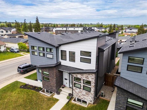 4660 82 Street Nw, Calgary, AB - Outdoor