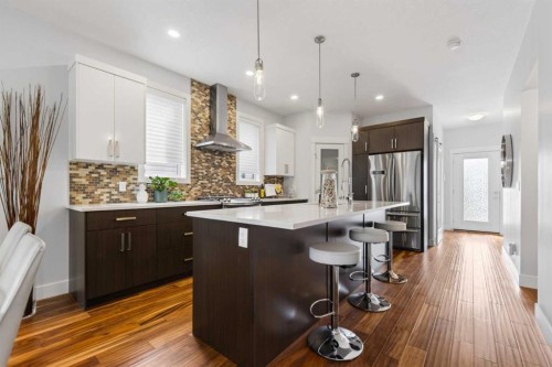4660 82 Street Nw, Calgary, AB - Indoor Photo Showing Kitchen With Stainless Steel Kitchen With Upgraded Kitchen