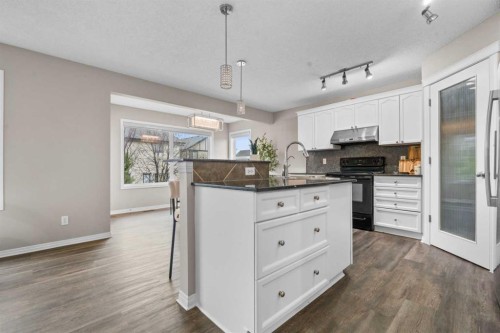 2455 Kingsland View Se, Airdrie, AB 