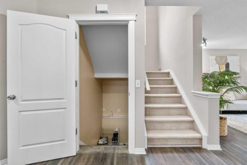2455 Kingsland View Se, Airdrie, AB 