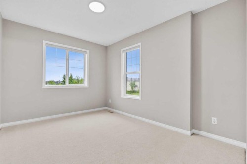 2455 Kingsland View Se, Airdrie, AB 