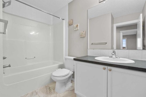2455 Kingsland View Se, Airdrie, AB 