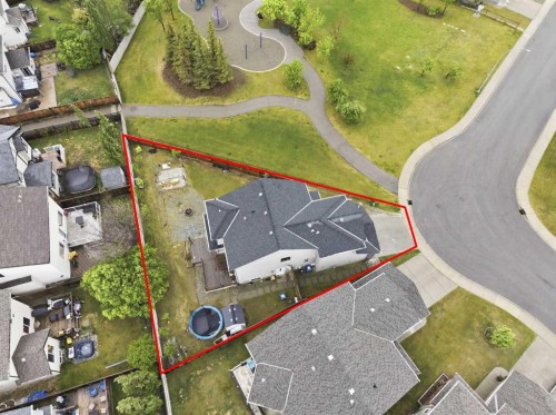2455 Kingsland View Se, Airdrie, AB 