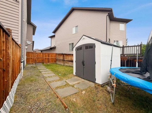 2455 Kingsland View Se, Airdrie, AB 