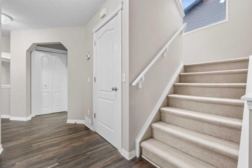 2455 Kingsland View Se, Airdrie, AB 