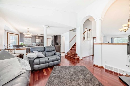263 Coral Keys Drive Ne, Calgary, AB - Indoor Photo Showing Living Room