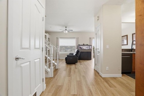 905-720 Willowbrook Road Nw, Airdrie, AB 