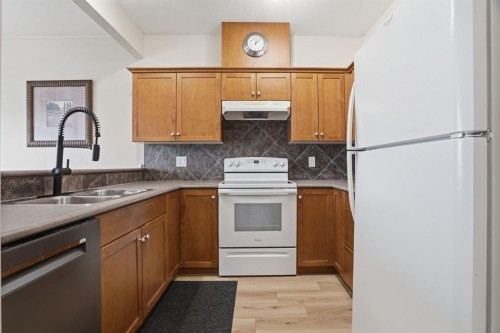 905-720 Willowbrook Road Nw, Airdrie, AB 
