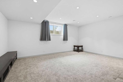 1125 Russet Road Ne, Calgary, AB 