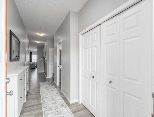 401 Hillcrest Road Sw, Airdrie, AB 