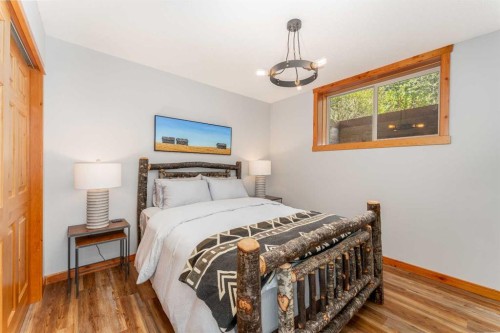 183 Hubman Landing, Canmore, AB 