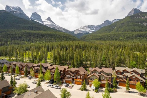 183 Hubman Landing, Canmore, AB 
