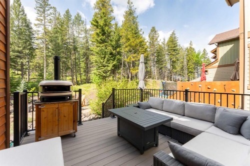 183 Hubman Landing, Canmore, AB 
