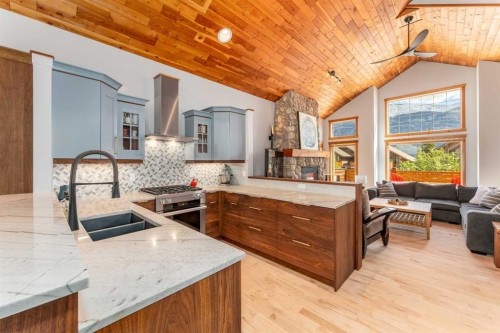 183 Hubman Landing, Canmore, AB 