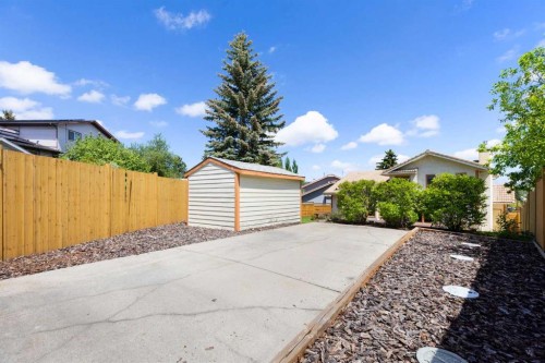 23 Millside Place Sw, Calgary, AB - Outdoor