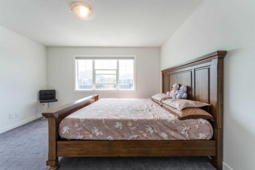 150 Red Embers Common Ne, Calgary, AB 
