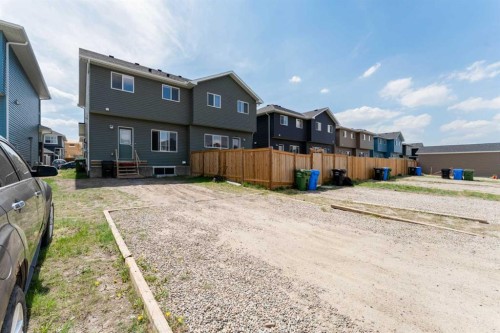 150 Red Embers Common Ne, Calgary, AB 