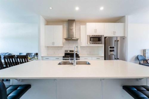 150 Red Embers Common Ne, Calgary, AB 