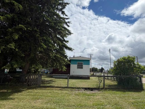 5139 51 Avenue, Caroline, AB 