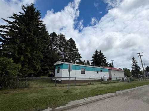 5139 51 Avenue, Caroline, AB 