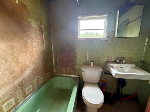 5139 51 Avenue, Caroline, AB 