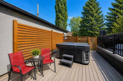 10 Lissington Drive Sw, Calgary, AB - Outdoor With Deck Patio Veranda With Exterior