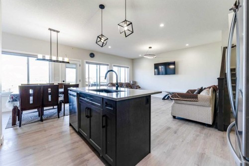 124 Cornerbrook Green Ne, Calgary, AB 