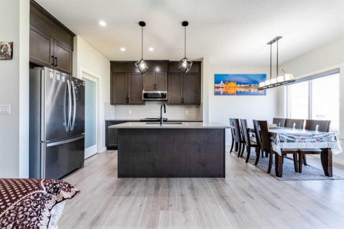 124 Cornerbrook Green Ne, Calgary, AB 