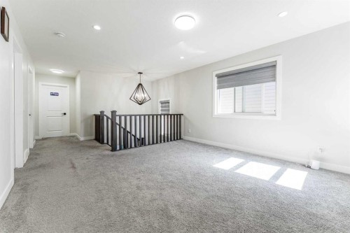 124 Cornerbrook Green Ne, Calgary, AB 