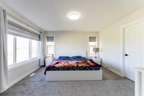124 Cornerbrook Green Ne, Calgary, AB 