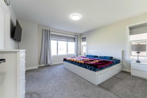 124 Cornerbrook Green Ne, Calgary, AB 