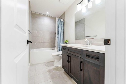124 Cornerbrook Green Ne, Calgary, AB 