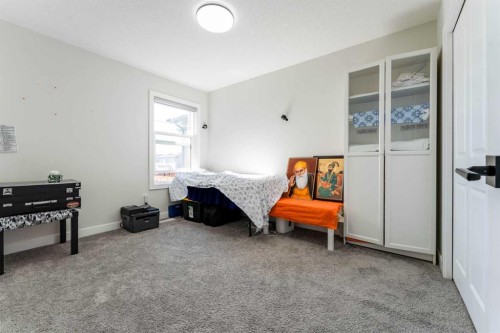 124 Cornerbrook Green Ne, Calgary, AB 
