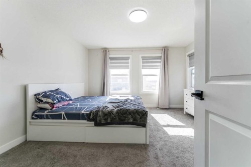 124 Cornerbrook Green Ne, Calgary, AB 