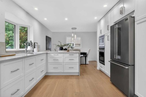 928 Maplecroft Road Se, Calgary, AB 