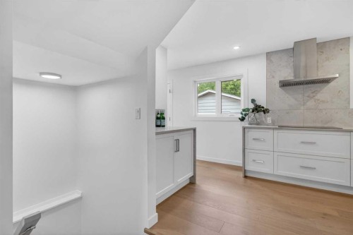 928 Maplecroft Road Se, Calgary, AB 