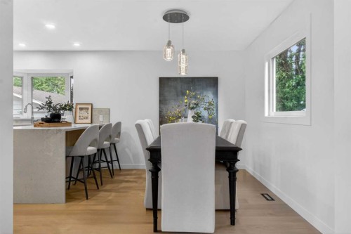 928 Maplecroft Road Se, Calgary, AB 