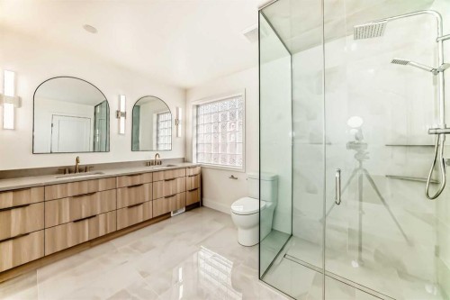 161 West Creek Pond, Chestermere, AB - Indoor Photo Showing Bathroom