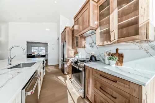 161 West Creek Pond, Chestermere, AB - Indoor Photo Showing Kitchen With Upgraded Kitchen