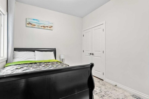 58 Sage Hill Heights Nw, Calgary, AB - Indoor Photo Showing Bedroom