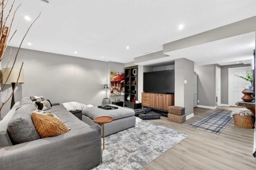 37 Shawbrooke Manor Sw, Calgary, AB - Indoor