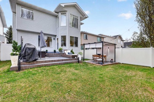 37 Shawbrooke Manor Sw, Calgary, AB - Outdoor With Deck Patio Veranda