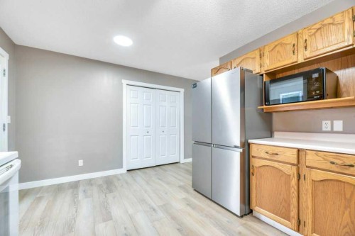 119 Strathaven Crescent, Strathmore, AB 