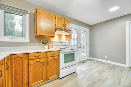 119 Strathaven Crescent, Strathmore, AB 