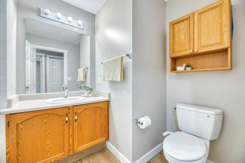 119 Strathaven Crescent, Strathmore, AB 
