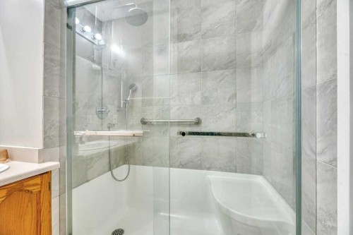 119 Strathaven Crescent, Strathmore, AB 