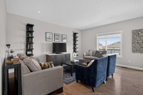 42 Baysprings Way Sw, Airdrie, AB - Indoor Photo Showing Living Room