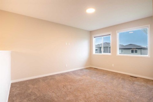 56 Corner Glen Green Ne, Calgary, AB 
